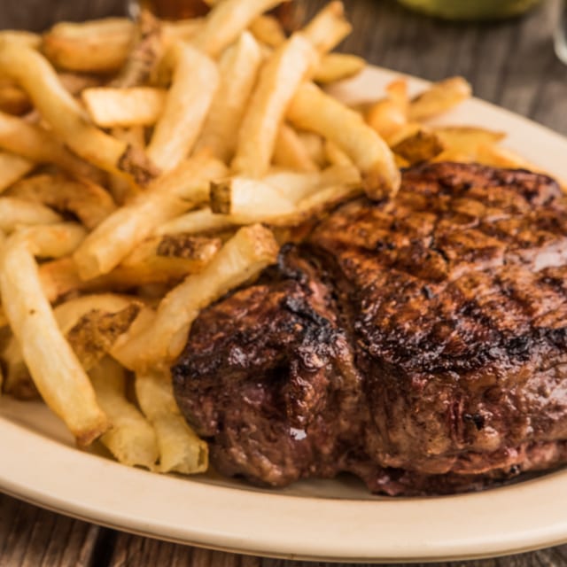 Petite Cut Filet of Beef (8oz approx.).